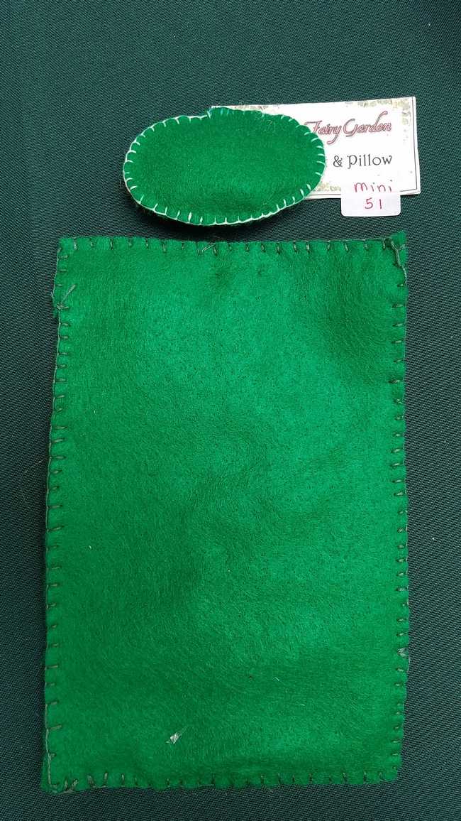 Miniature Doll Blanket & Pillow - Kelly Green Felt - Fairy - Pretty Embroidery - Fits 6'' Dolls - Hand Made